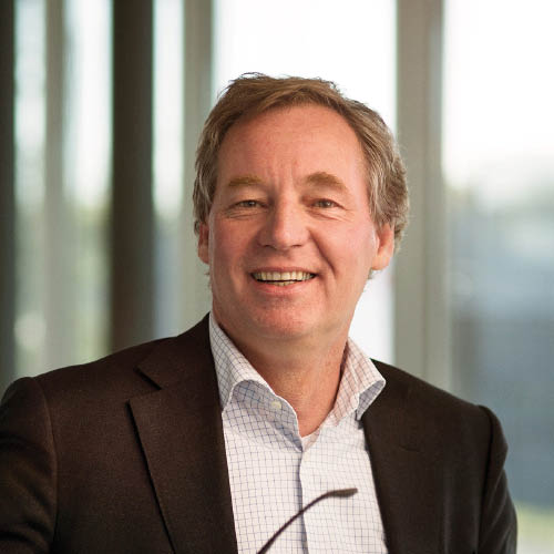 portretfoto van Robbert Zonneveld, directeur autobedrijf Toyota Zonneveld Almere